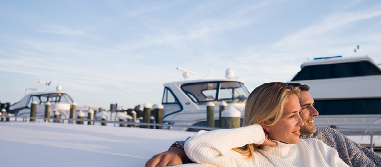 Paar auf Boot